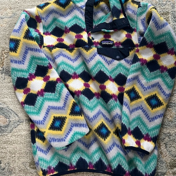 Patagonia Aztec Southwestern Synchilla Fleece Size Small. - Picture 3 of 4
